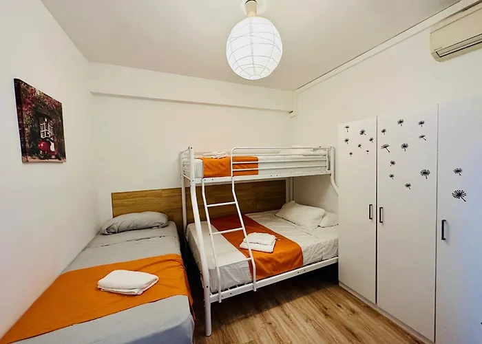 Rooms In Downtown
